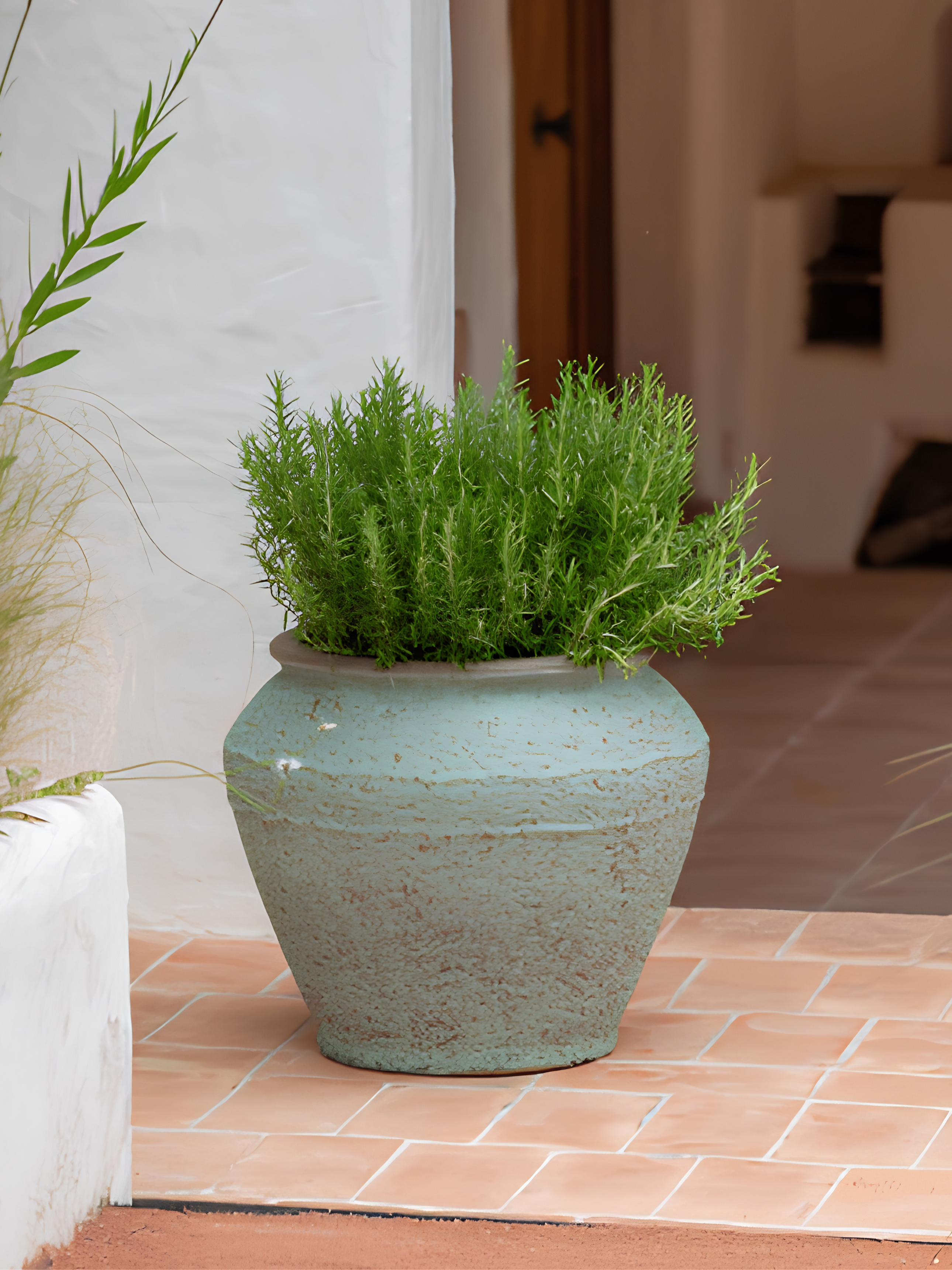 Eros Mediterranean Plant Pot – Rustic Green