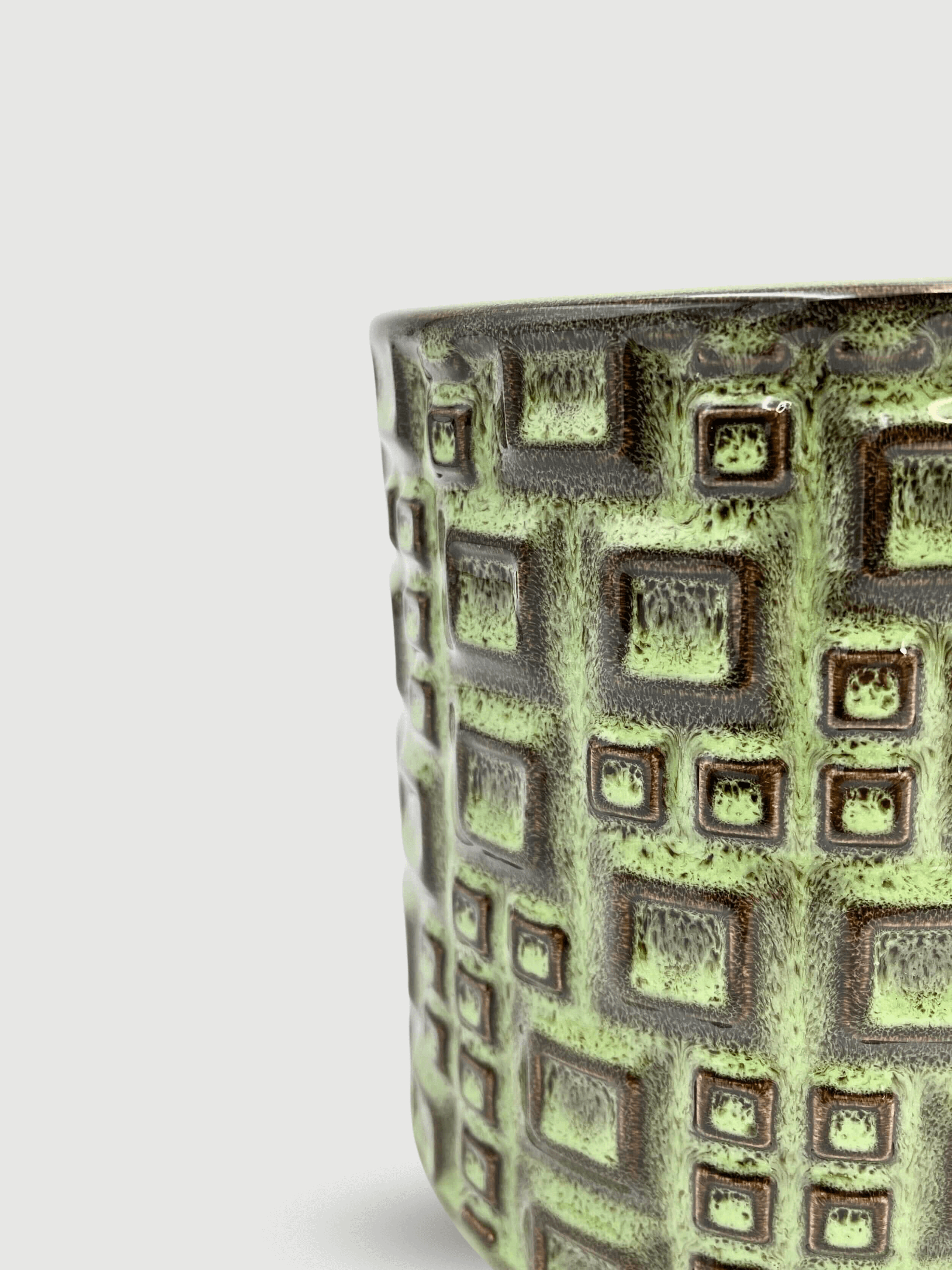 Fiene_Ceramic_Pot_Green_D14_cm_Handmade_Houseplant_Pot