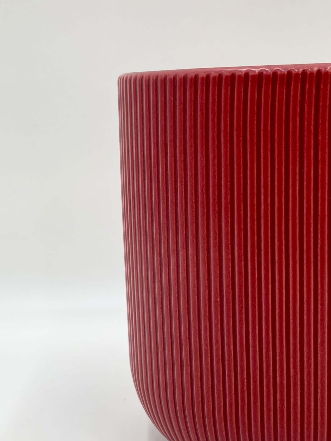 Red Ceramic Plant Pot - Lava D14cm