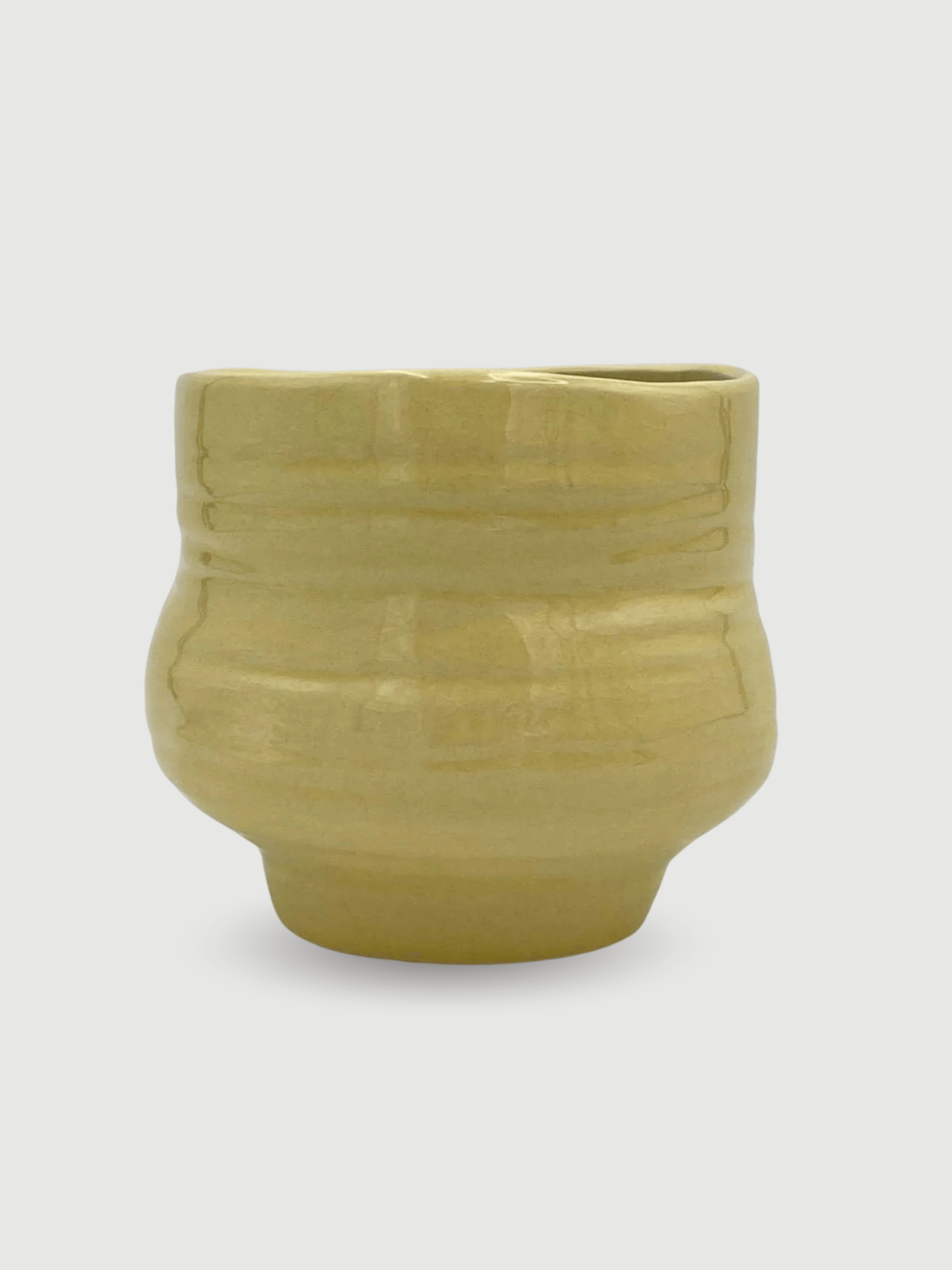 Veerle_Handmade_Ceramic_Plant_Pot_Yellow_D15_cm_Orchid_Pot