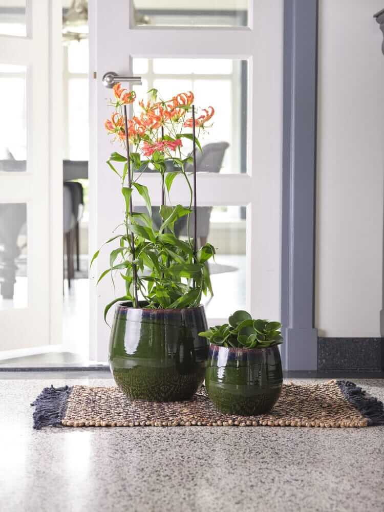 Charlotte, Retro Ceramic Plant Pots, Emerald Green, Indoor Plant Pot in Multiple Sizes