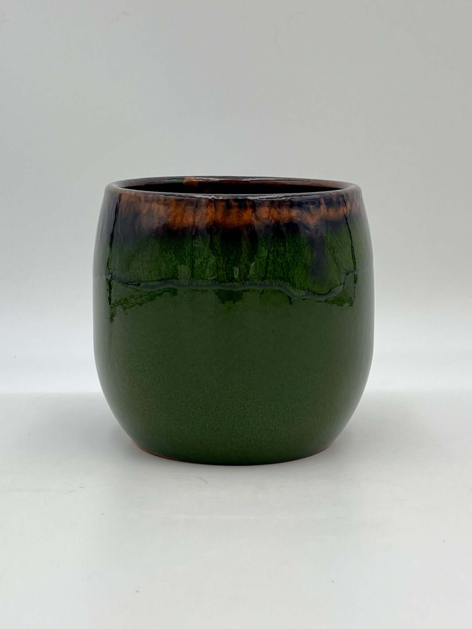 Charlotte, Retro Ceramic Plant Pots, Emerald Green, Indoor Plant Pot in Multiple Sizes