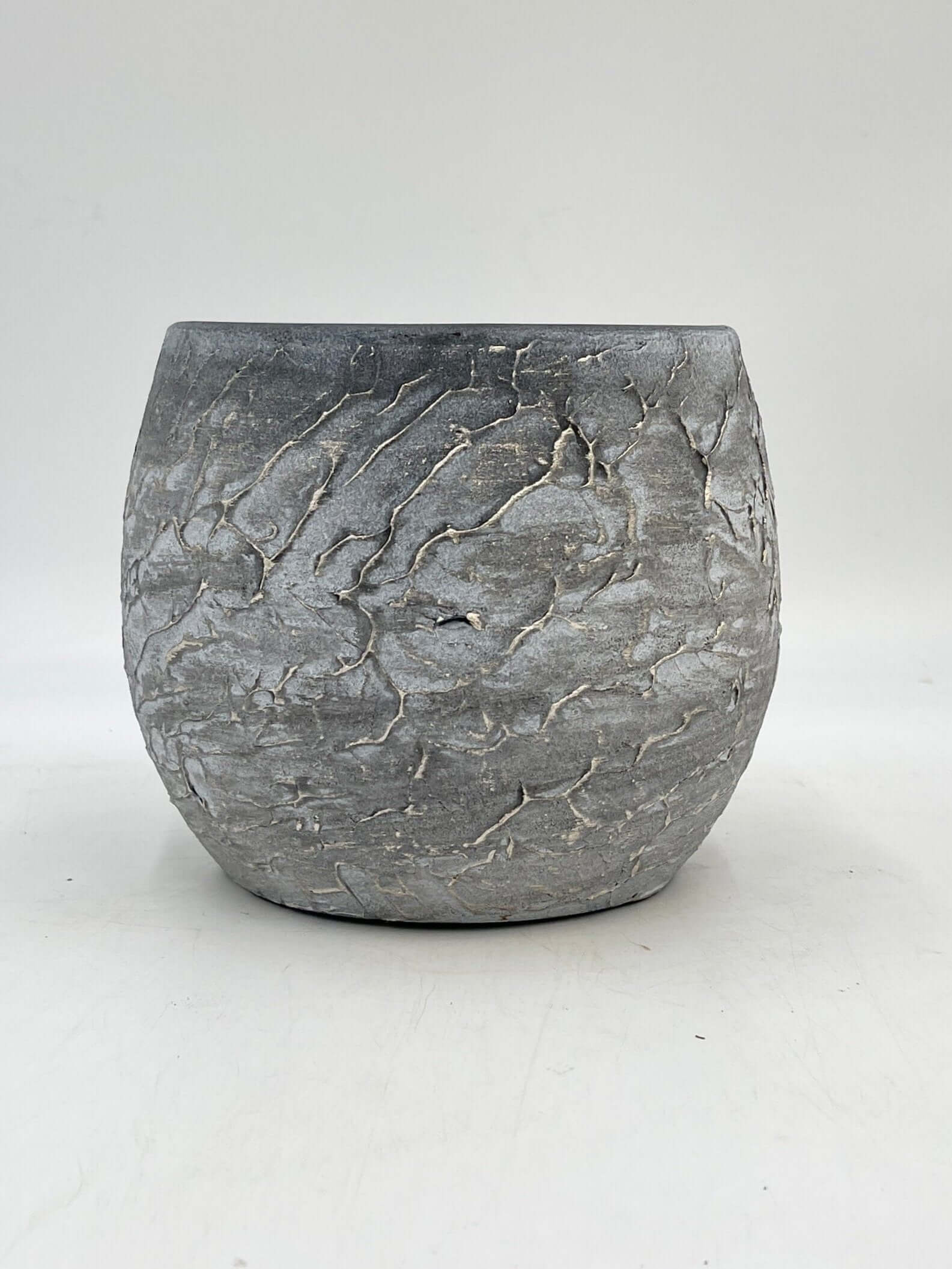 Evi Plant Pot, Antique Silver, D19 cm, Handmade