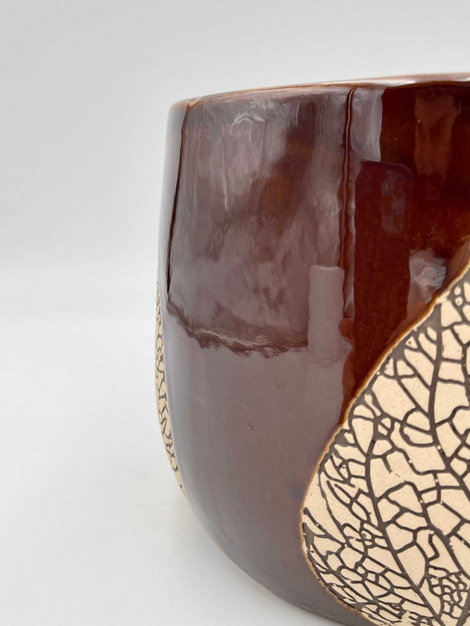 Leaf Ceramic Plant pots, Burgundy, Handmade