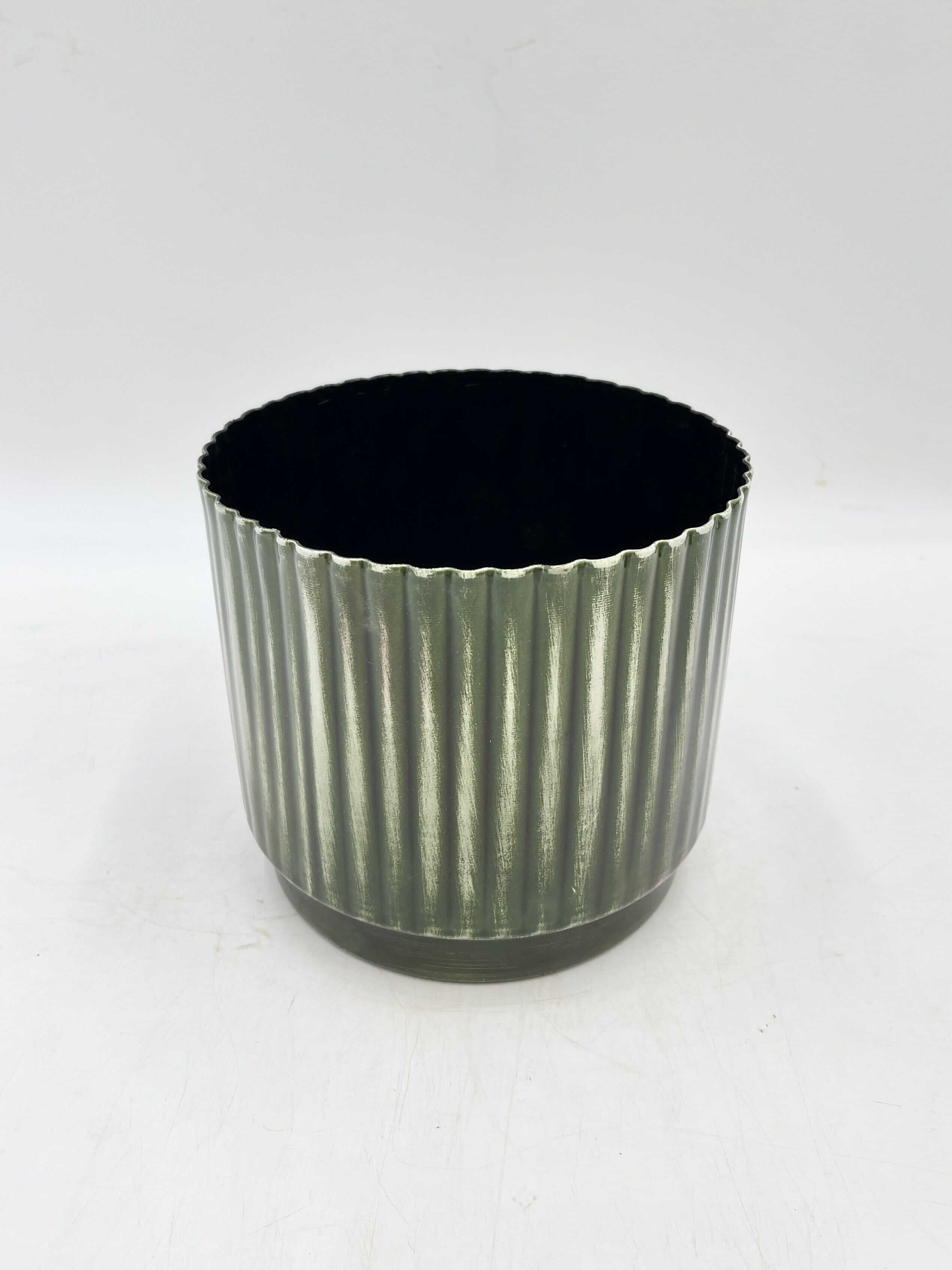 Nella Forest Handmade Metal Pots, Green