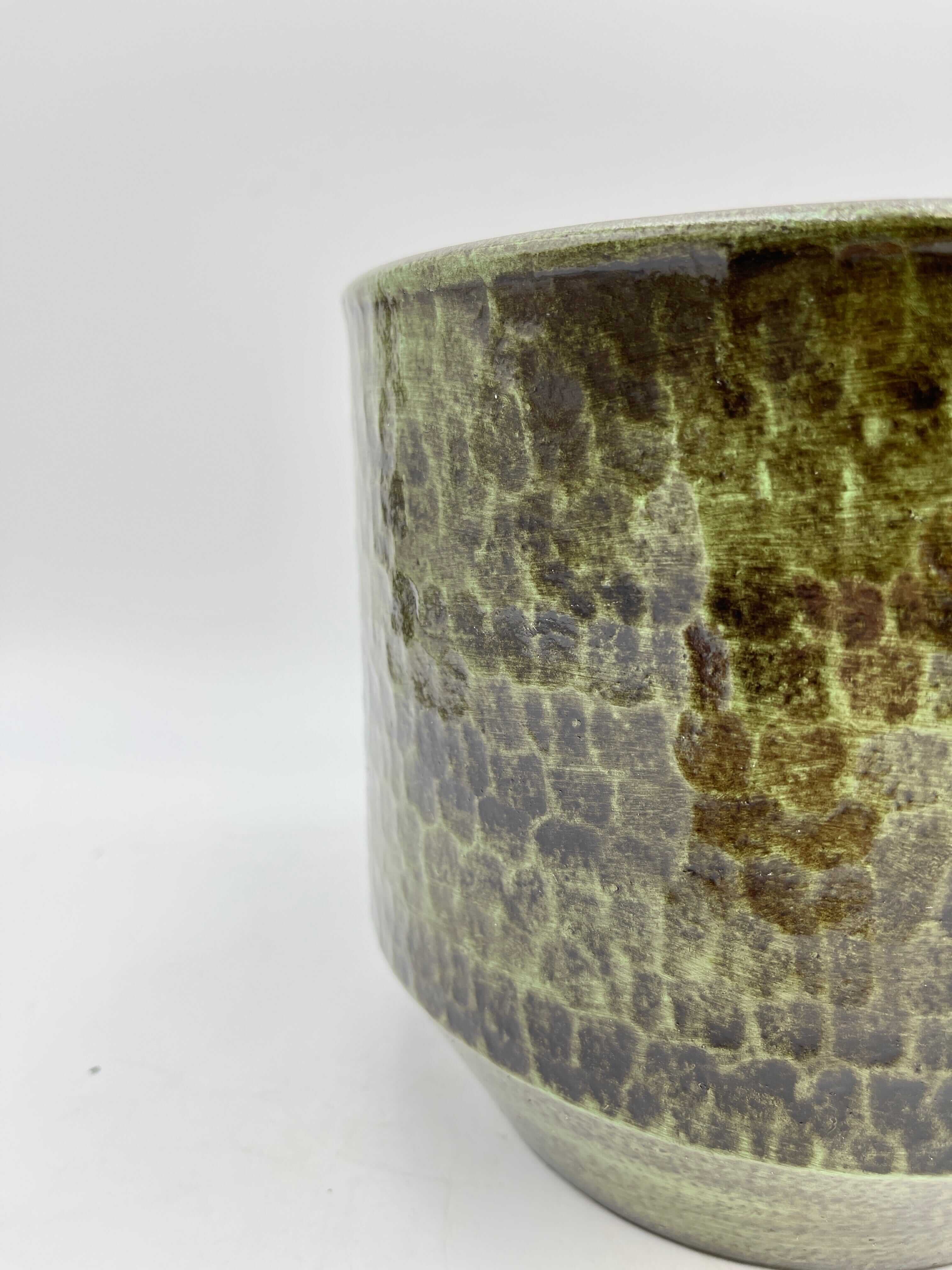 Sanna, Handmade Ceramic Plant Pots, Green, House Plant Pot in Multiple Sizes