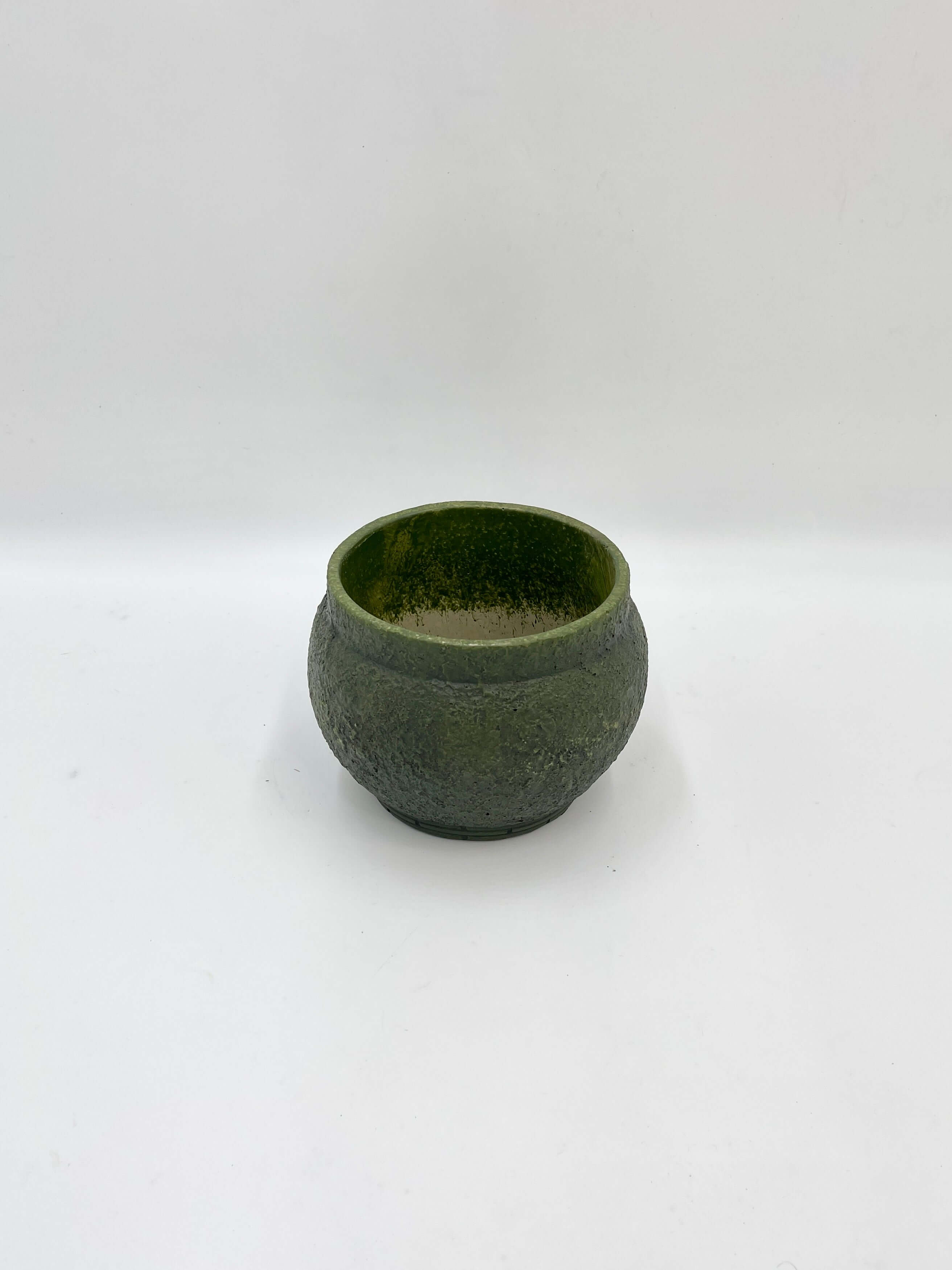 Handmade Lola Indoor Plant Pot, Concrete, Deep Green