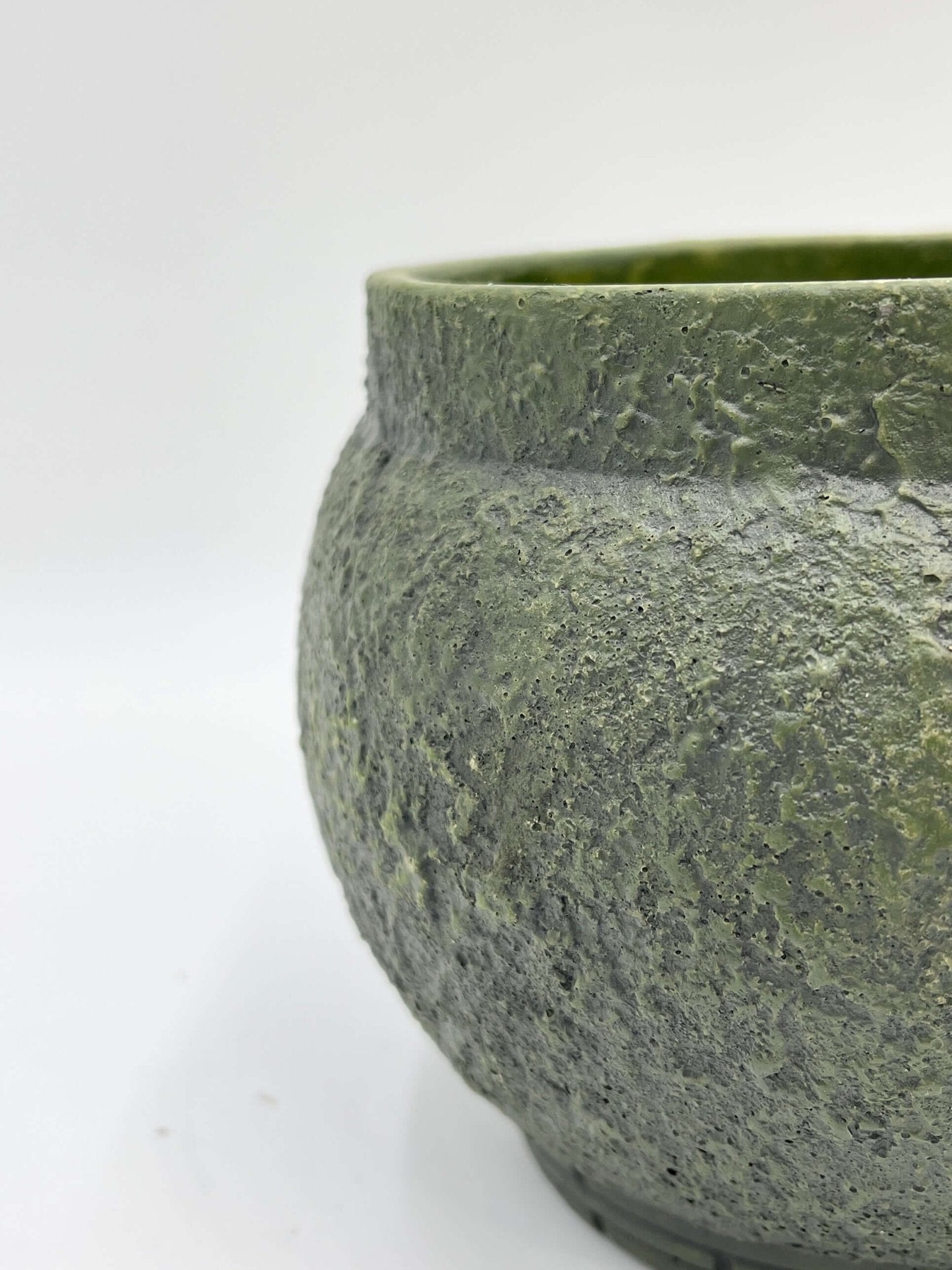  Concrete Plant Pot Lola - Indoor Plant Pot - 14cm - Deep Green