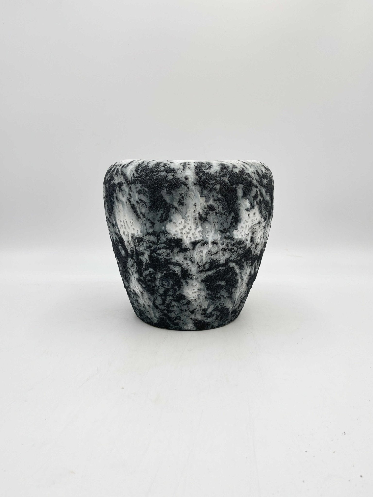 Douglas Ceramic Plant Pots, Black