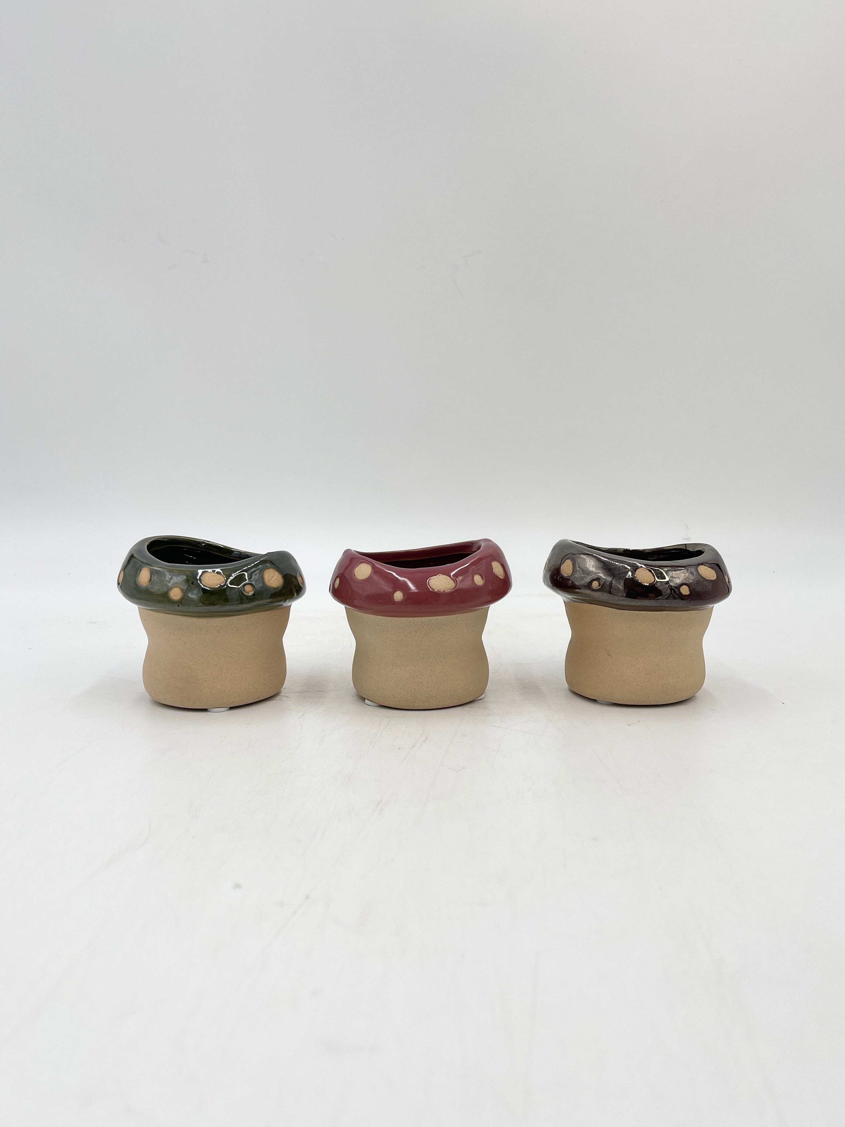 Funghi Pots, D8cm, Handmade