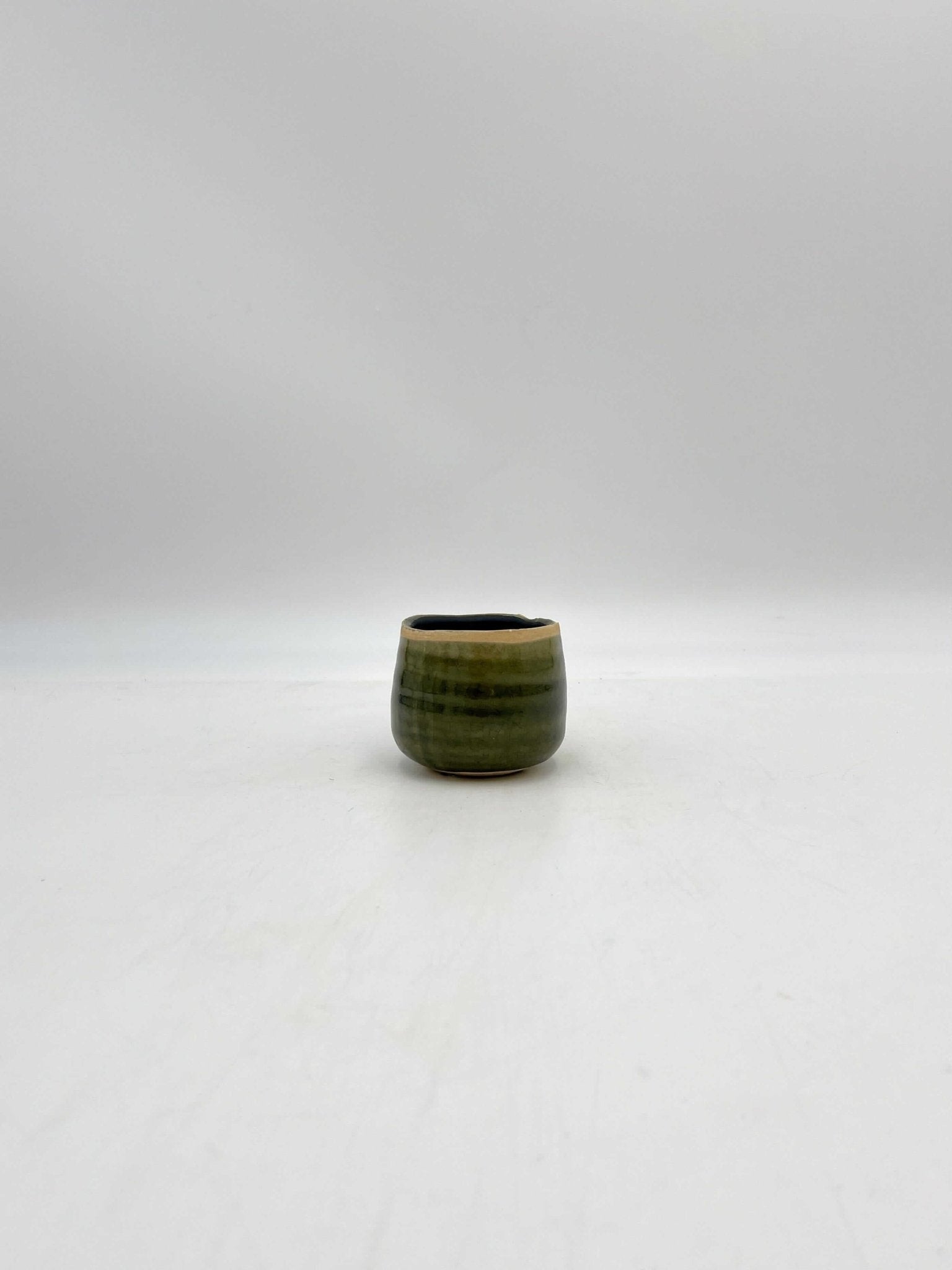 Iris Ceramic Pots, Moss Green, Handmade House Plant Pot in Multiple Sizes