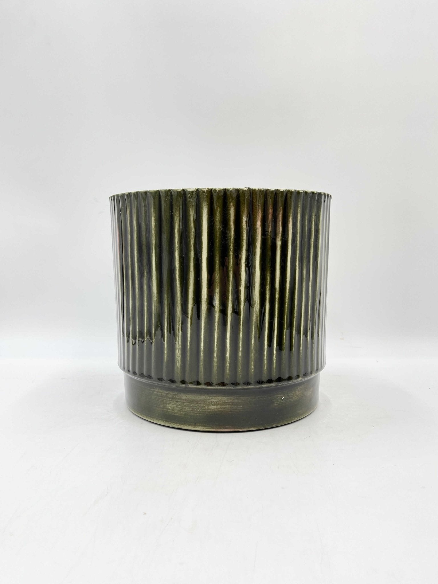 Nella Forest Handmade Metal Pots, Green, Indoor Pot in Multiple Sizes